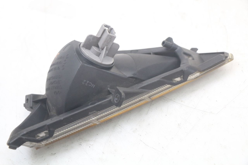 photo de CLIGNOTANT AVANT DROIT HONDA FJS SILVERWING SILVER WING 600 (2001 - 2010)