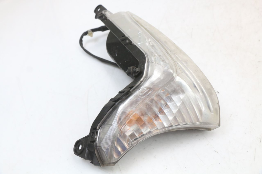 photo de CLIGNOTANT AVANT DROIT HONDA SH ABS 125 (2012 - 2017)