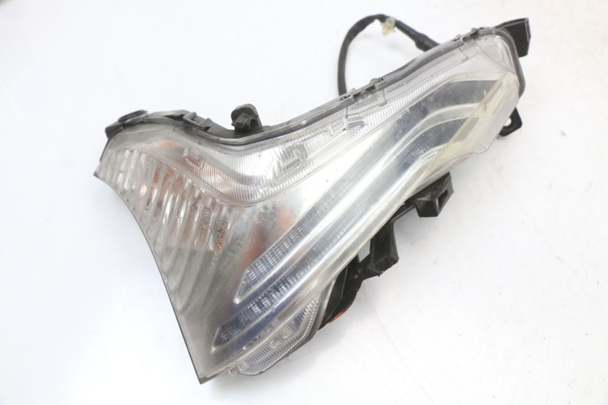 photo de CLIGNOTANT AVANT DROIT HONDA SH ABS 125 (2012 - 2017)