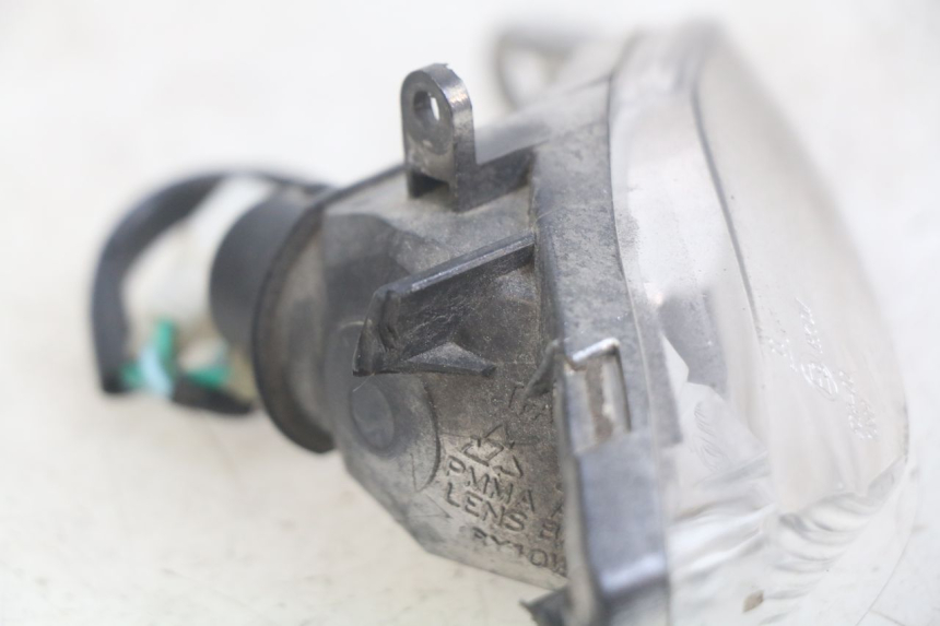 photo de CLIGNOTANT AVANT DROIT SYM JET SPORT XR 50 (2006 - 2015) - Gros plan technique