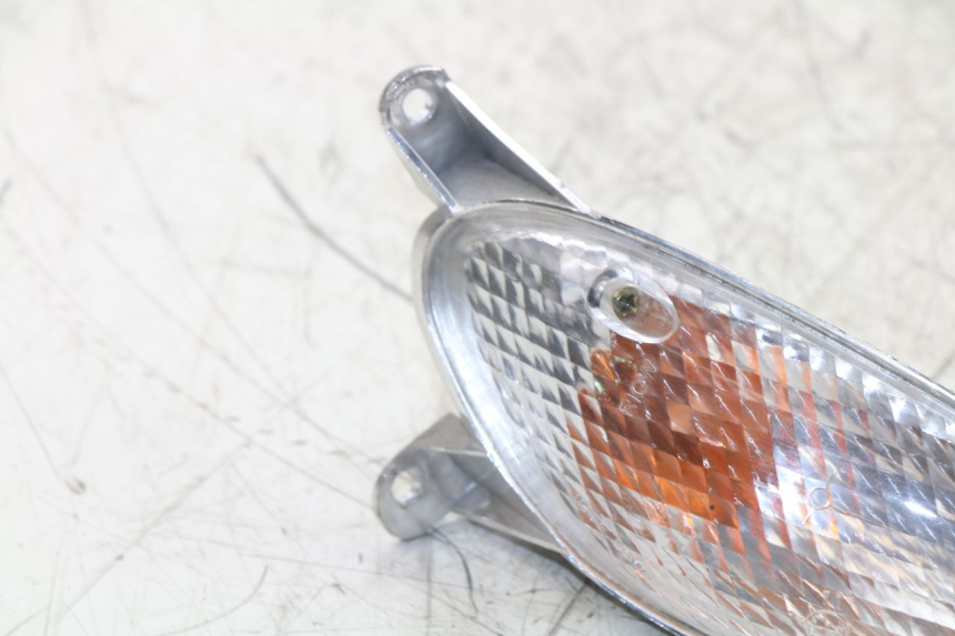 photo de CLIGNOTANT AVANT DROIT KYMCO SPACER 50 (1998 - 2009)
