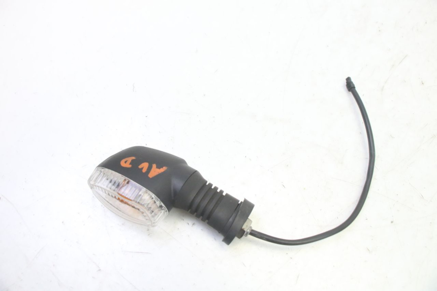 photo de CLIGNOTANT AVANT DROIT PIAGGIO MP3 RL 250 (2007 - 2010)