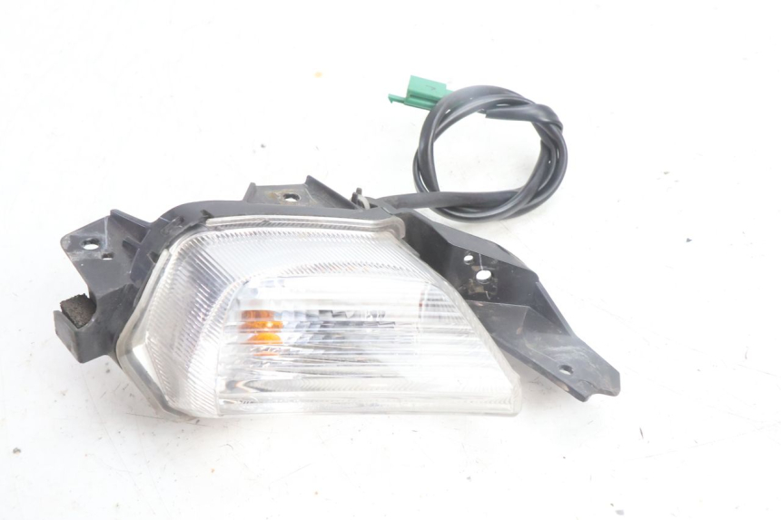 photo de CLIGNOTANT AVANT DROIT YAMAHA N-MAX NMAX 125 (2021 - 2024) - Vue principale