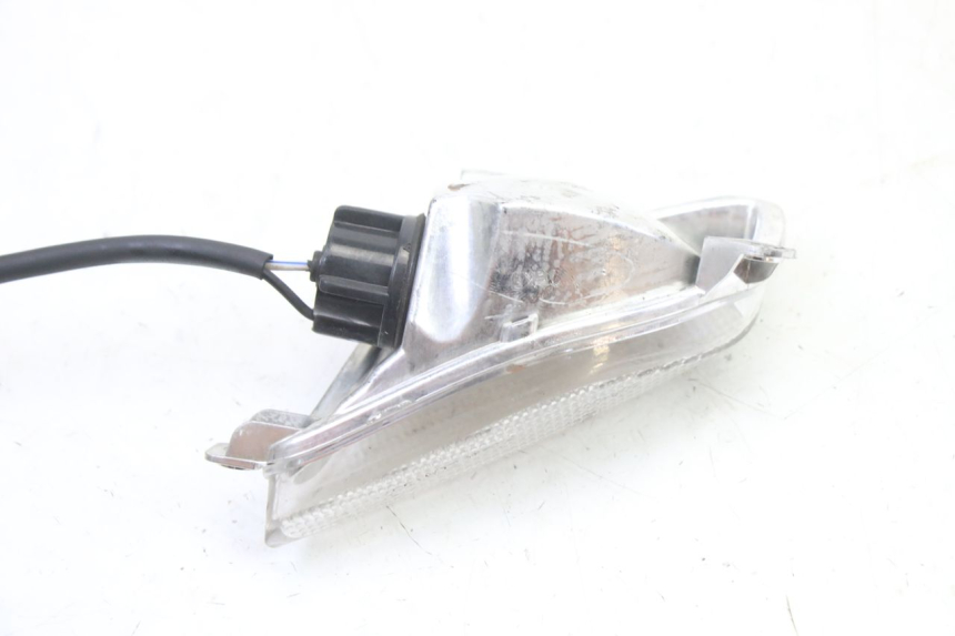 photo de CLIGNOTANT AVANT DROIT PIAGGIO NEW TYPHOON 50 (2018 - 2021)