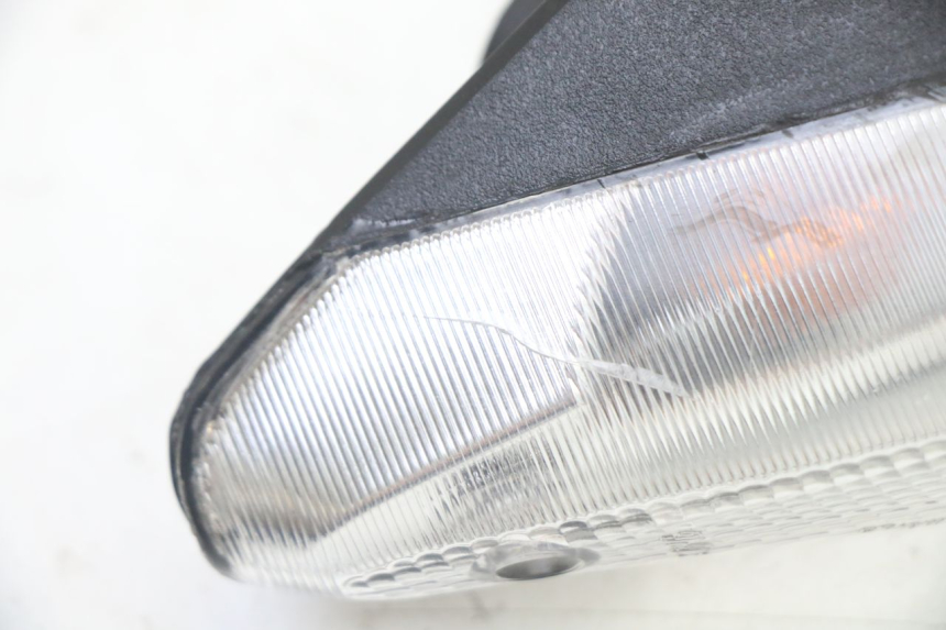 photo de CLIGNOTANT AVANT DROIT PIAGGIO NRG POWER PUREJET 50 (2018 - 2021)