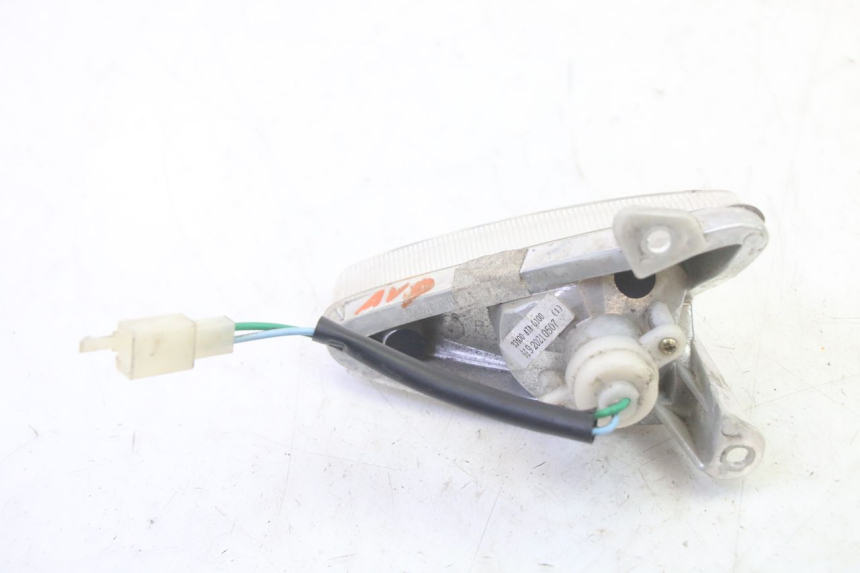 photo de CLIGNOTANT AVANT DROIT SYM ORBIT III 3 4T 50 (2021 - 2025) - Points de fixation