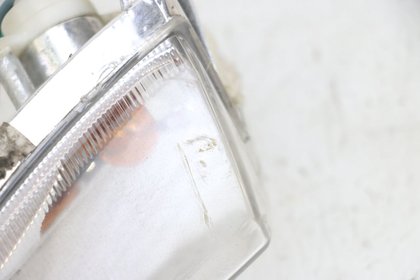 photo de CLIGNOTANT AVANT DROIT SYM ORBIT III 3 4T 50 (2018 - 2021) - Zoom état d’usage