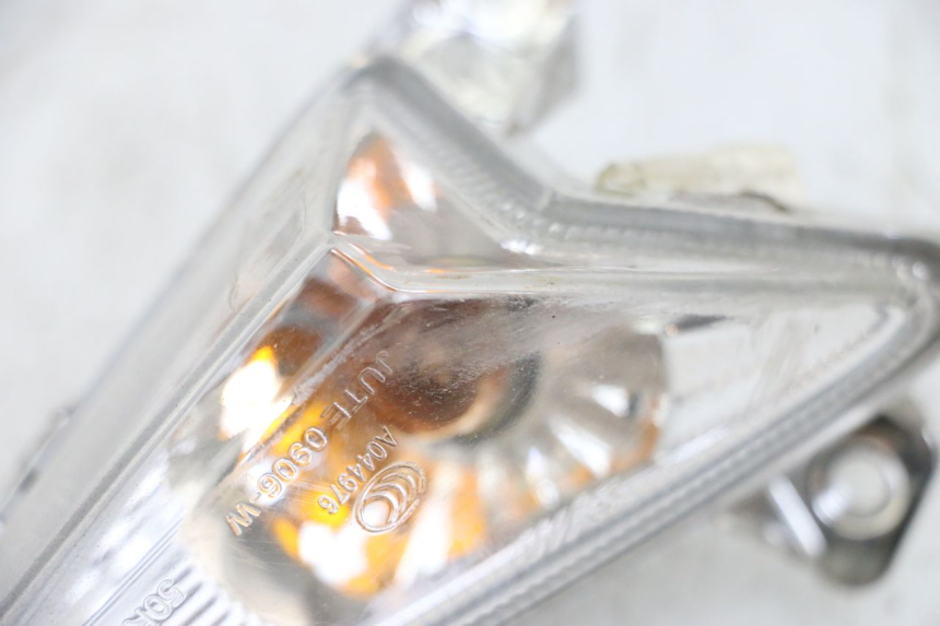 photo de CLIGNOTANT AVANT DROIT SYM ORBIT III 3 4T 50 (2018 - 2021) - Pièce contrôlée