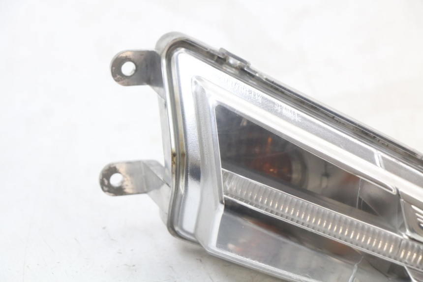 photo de CLIGNOTANT AVANT DROIT PIAGGIO LIBERTY IGET 4T 50 (2021 - 2025) - Détail de la pièce