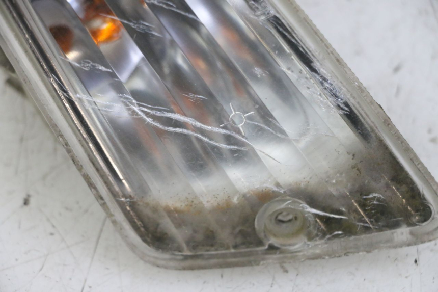 photo de CLIGNOTANT AVANT DROIT PIAGGIO VESPA GRANTURISMO 200 (2004 - 2005)