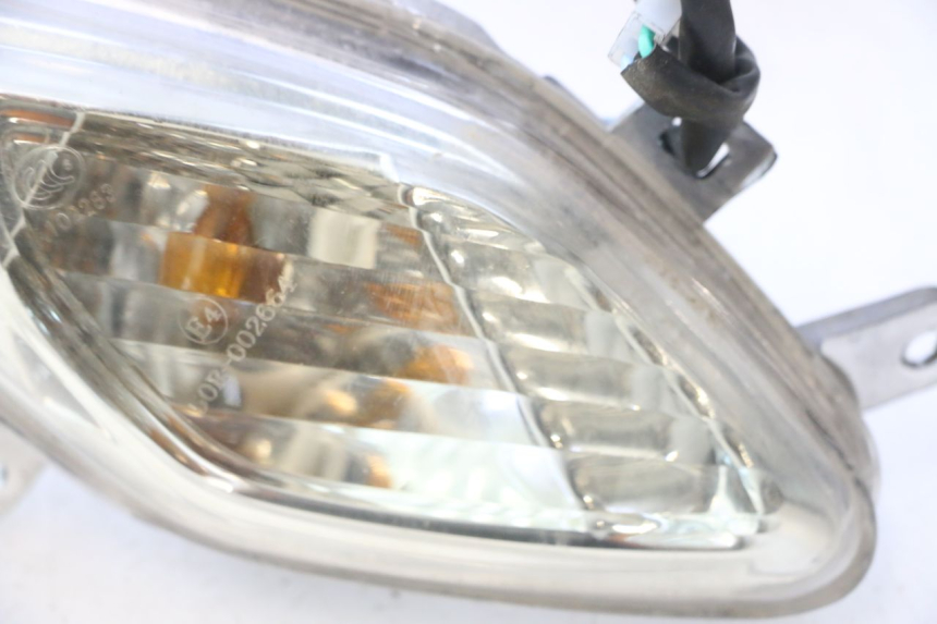 photo de CLIGNOTANT AVANT DROIT JM MOTORS SANTANA 50 (2014 - 2023) - Détail de la pièce