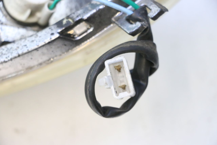 photo de CLIGNOTANT AVANT DROIT JM MOTORS SANTANA 50 (2014 - 2023) - Autre angle de vue