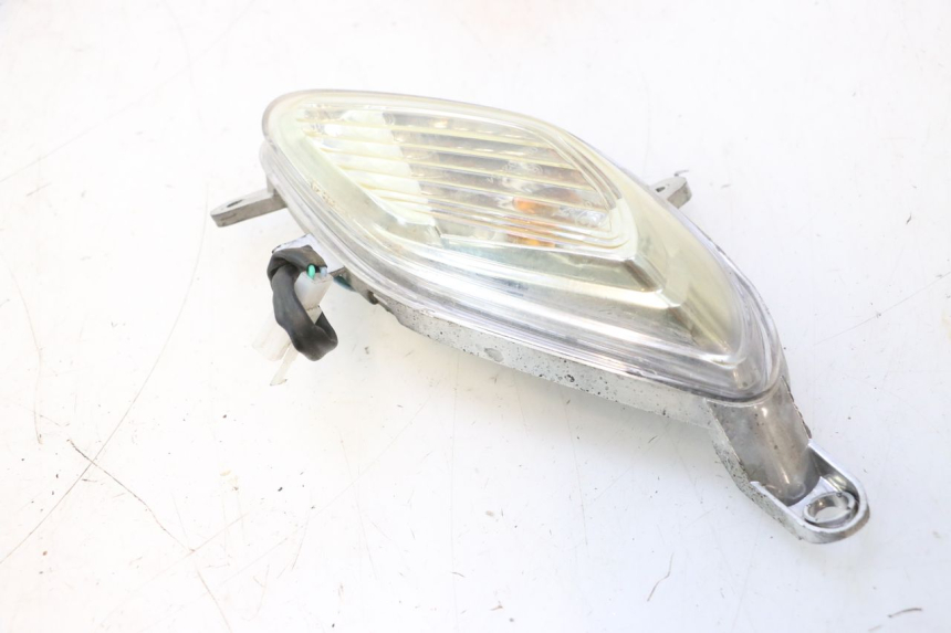 photo de CLIGNOTANT AVANT DROIT JM MOTORS SANTANA 50 (2014 - 2023) - État de surface