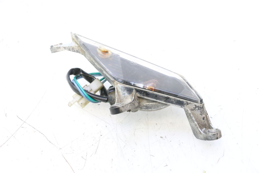 photo de CLIGNOTANT AVANT DROIT KYMCO SUPER 8 2T 50 (2007 - 2013) - Zoom état d’usage