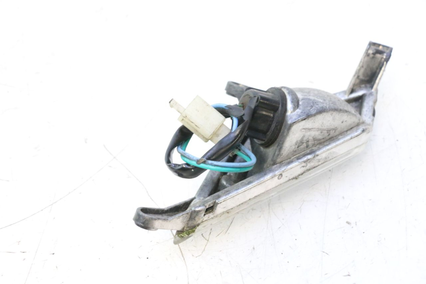photo de CLIGNOTANT AVANT DROIT KYMCO SUPER 8 2T 50 (2007 - 2013) - Autre angle de vue