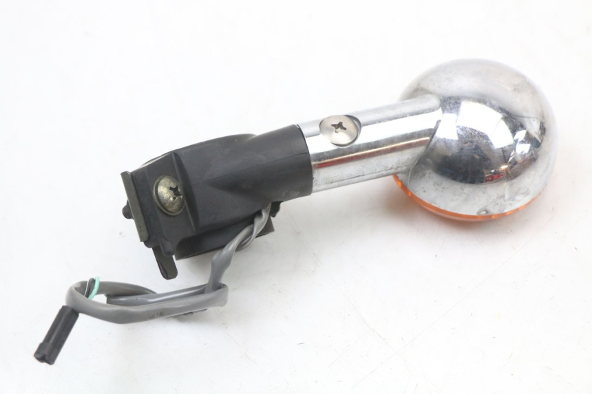 photo de CLIGNOTANT AVANT DROIT SUZUKI VL INTRUDER 125 (2004 - 2007)