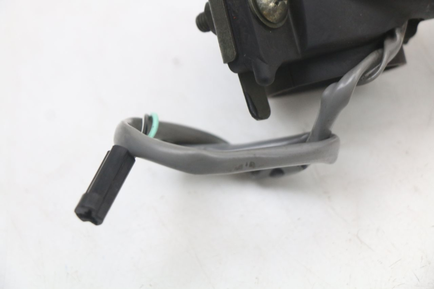 photo de CLIGNOTANT AVANT DROIT SUZUKI VL INTRUDER 125 (2004 - 2007)