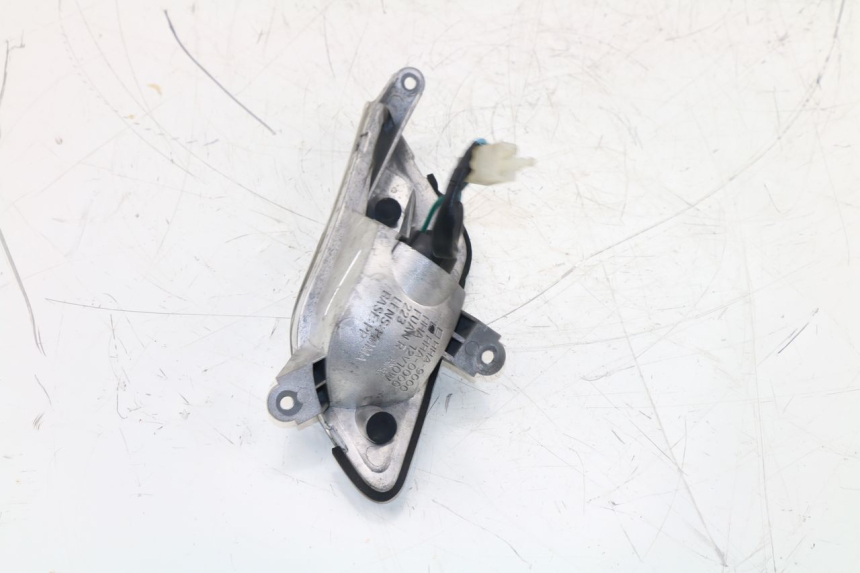 photo de CLIGNOTANT AVANT DROIT SYM HD EVO 125 (2006 - 2010)