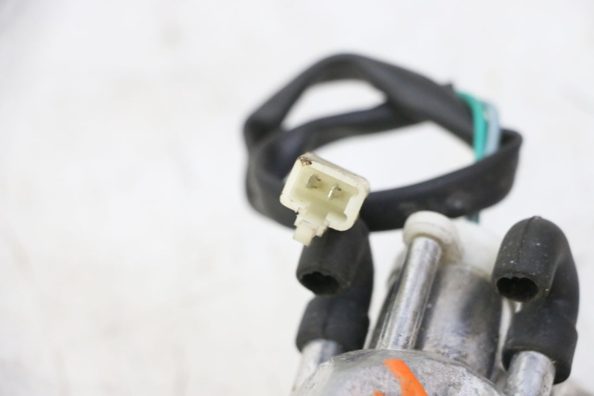 photo de CLIGNOTANT AVANT DROIT PEUGEOT TWEET 4T 50 (2018 - 2020)