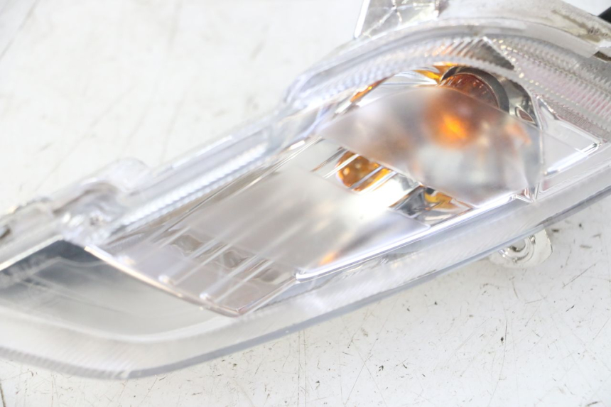 photo de CLIGNOTANT AVANT DROIT PEUGEOT TWEET PRO CARGO 50 (2018 - 2020)