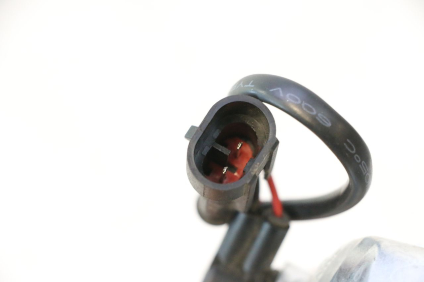 photo de CLIGNOTANT AVANT DROIT PIAGGIO VESPA PRIMAVERA 2T 50 (2013 - 2018) - Points de fixation