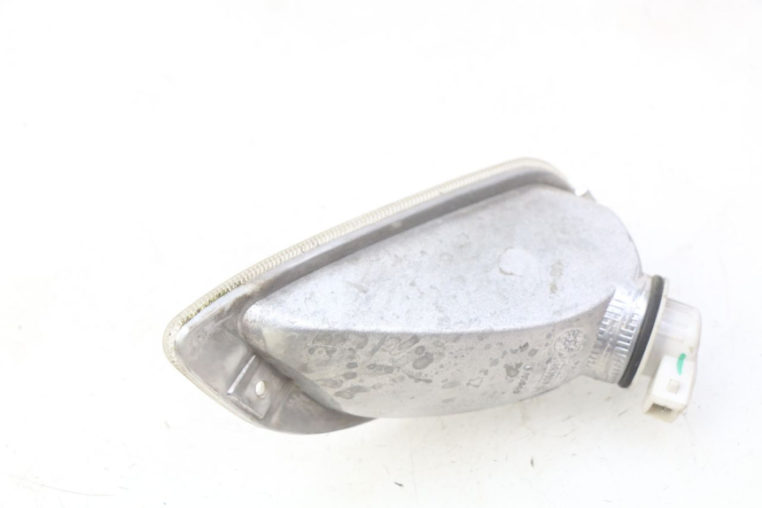photo de CLIGNOTANT AVANT DROIT PIAGGIO VESPA S 2T 50 (2007 - 2014)