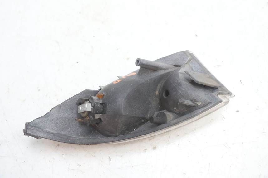 photo de CLIGNOTANT AVANT DROIT PEUGEOT VIVACITY 100 (1999 - 2008) - Gros plan technique