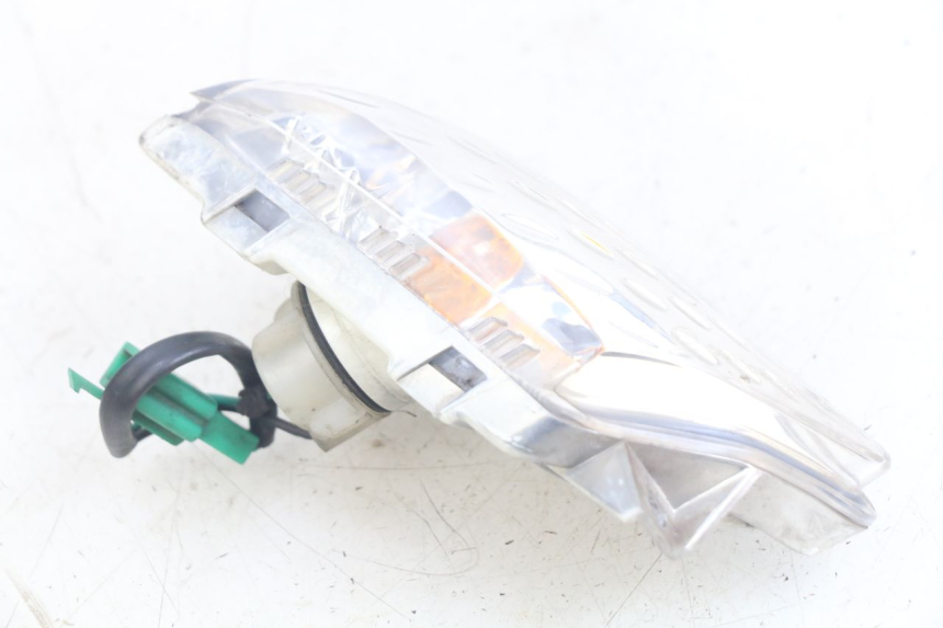 photo de CLIGNOTANT AVANT DROIT YAMAHA X-MAX XMAX 250 (2006 - 2009)