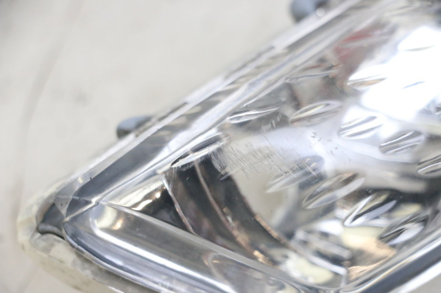 photo de CLIGNOTANT AVANT DROIT YAMAHA XMAX X-MAX 125 (2006 - 2009)