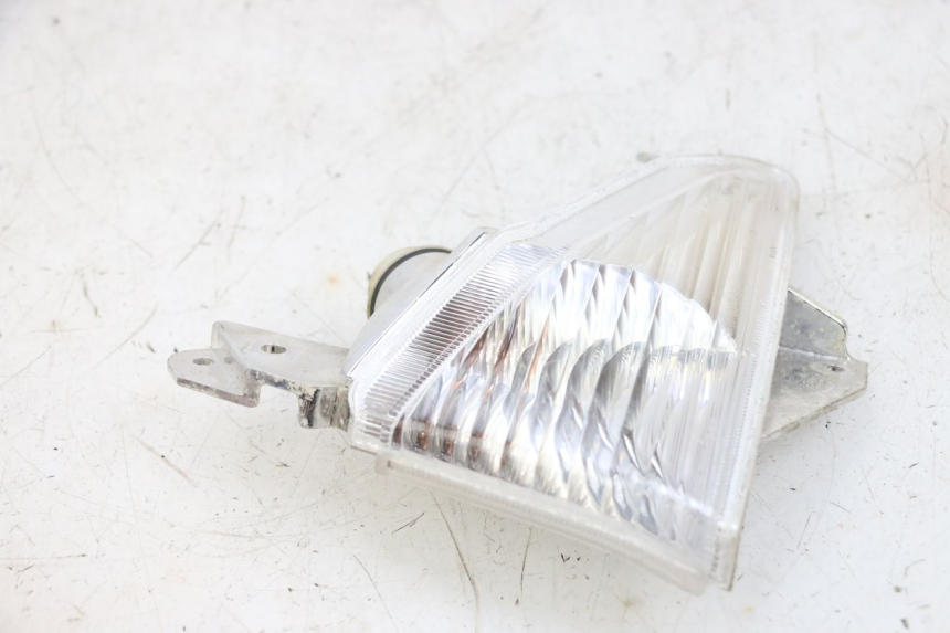 photo de CLIGNOTANT AVANT DROIT YAMAHA X-MAX XMAX 125 (2010 - 2013) - Détail de la pièce