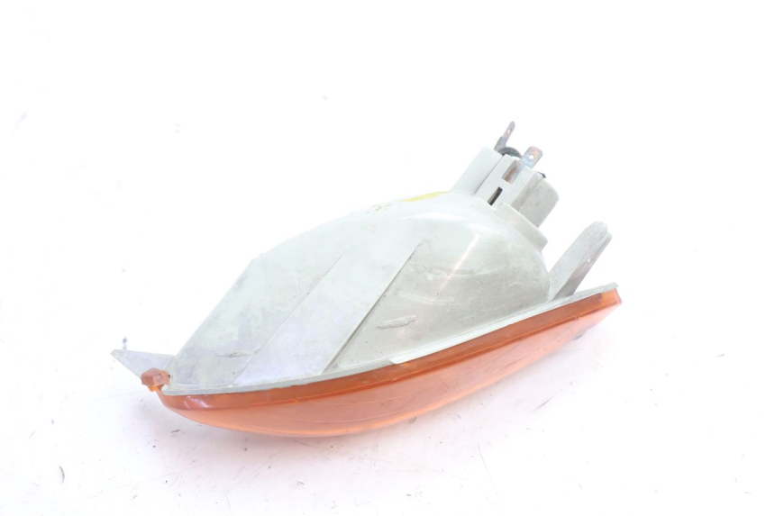 photo de CLIGNOTANT AVANT DROIT PIAGGIO X9 AMALFI 180 (2000 - 2003) - Autre angle de vue