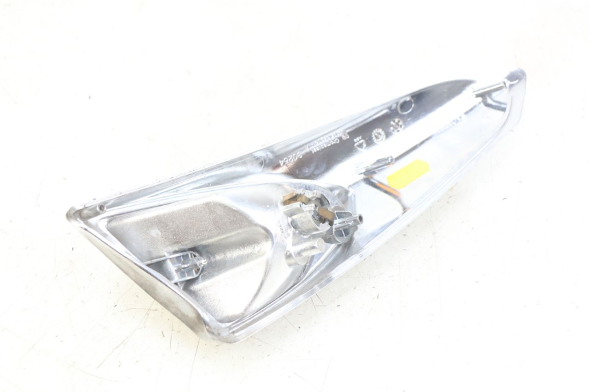 photo de CLIGNOTANT AVANT DROIT PIAGGIO XEVO - X EVO 125 (2007 - 2016)