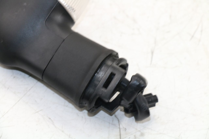 photo de CLIGNOTANT AVANT DROIT YAMAHA MT-07 MT07 ABS 700 (2014 - 2017)