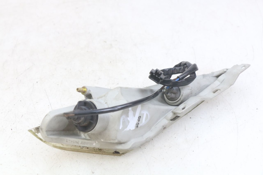 photo de CLIGNOTANT AVANT DROIT YAMAHA YP MAJESTY 400 (2004 - 2008)