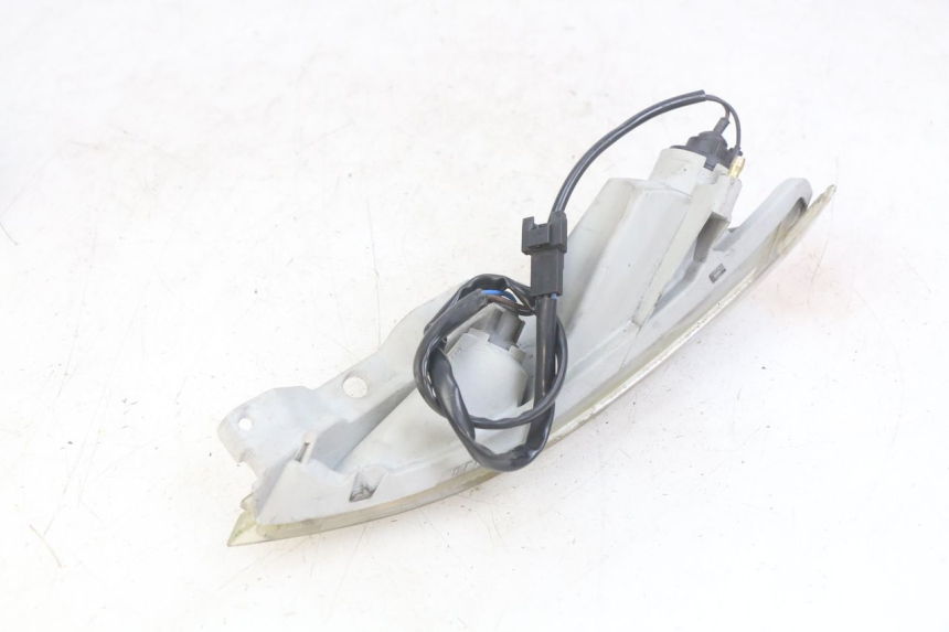 photo de CLIGNOTANT AVANT DROIT YAMAHA YP MAJESTY 400 (2004 - 2008)