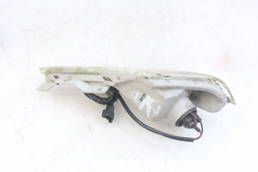 photo de CLIGNOTANT AVANT DROIT YAMAHA YP MAJESTY 400 (2004 - 2008)