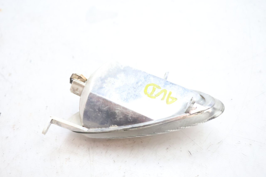 photo de CLIGNOTANT AVANT DROIT YAMAHA YP MAJESTY 125 (2002 - 2006) - Autre angle de vue