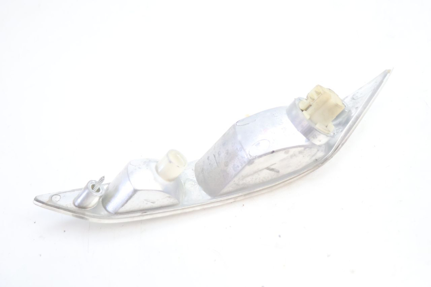 photo de CLIGNOTANT AVANT DROIT PIAGGIO ZIP 4T 50 (2006 - 2017) - Gros plan technique