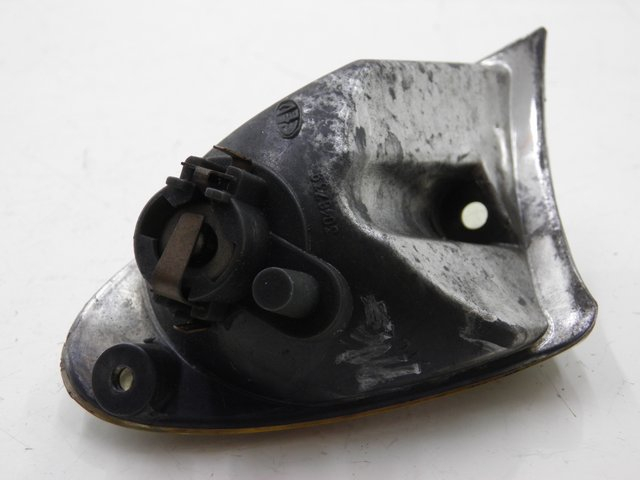 photo de CLIGNOTANT AVANT GAUCHE APRILIA LEONARDO ST 250 (2002 - 2005)