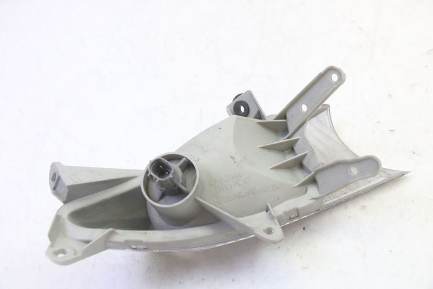 photo de CLIGNOTANT AVANT GAUCHE SUZUKI BURGMAN 125 (2007 - 2014)