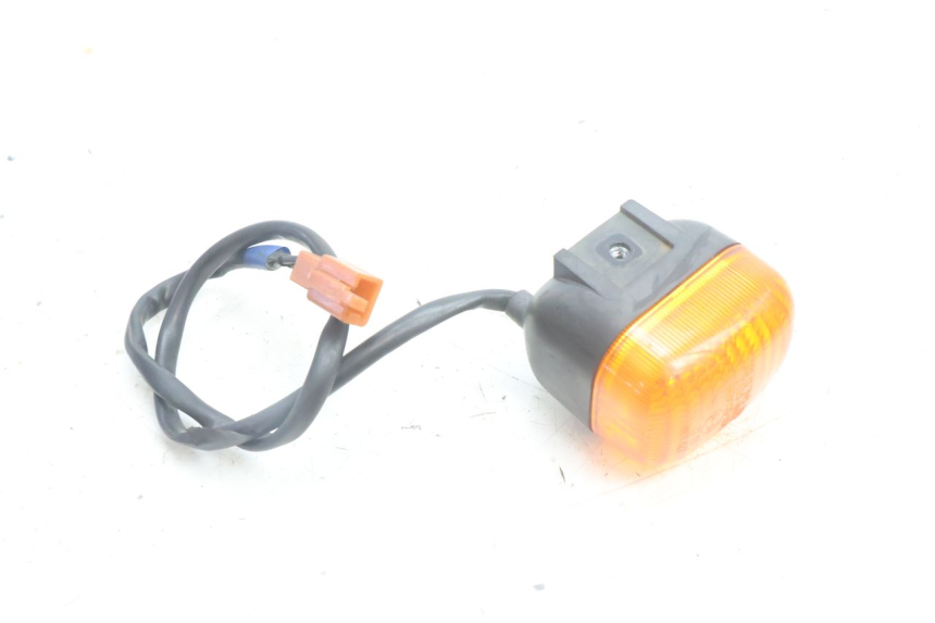 photo de CLIGNOTANT AVANT GAUCHE YAMAHA BW'S BWS 125 (2010 - 2013) - Détail de la pièce