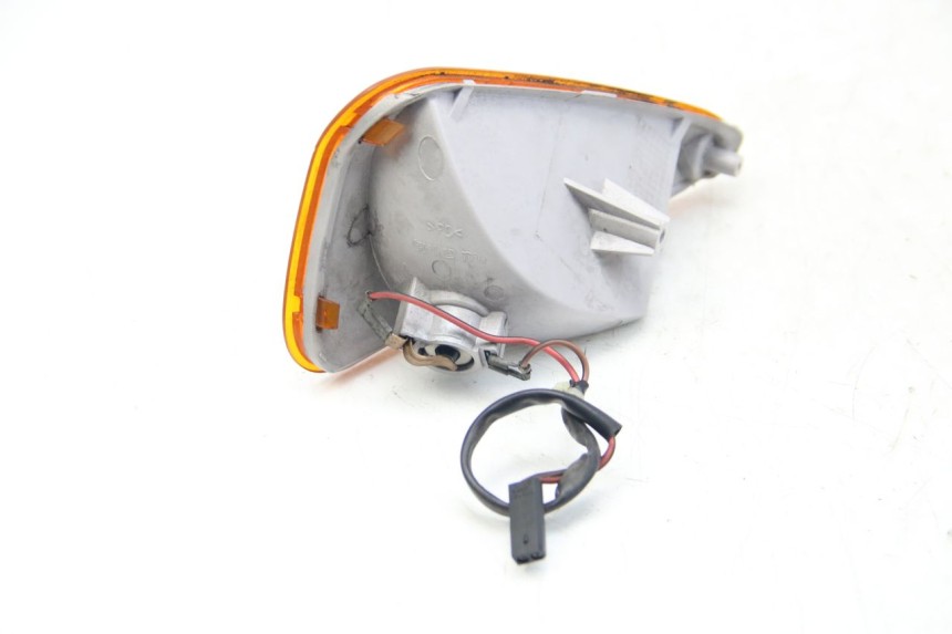 photo de CLIGNOTANT AVANT GAUCHE BMW C1 125 (2000 - 2003)
