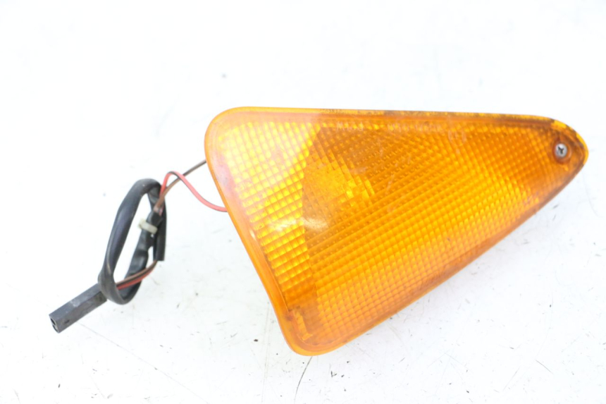 photo de CLIGNOTANT AVANT GAUCHE BMW C1 125 (2000 - 2003) - Points de fixation