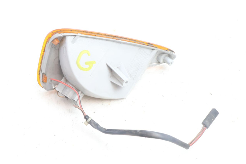 photo de CLIGNOTANT AVANT GAUCHE BMW C1 125 (2000 - 2003) - Zoom état d’usage