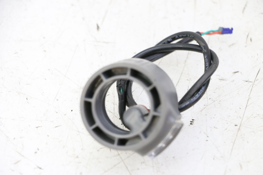 photo de CLIGNOTANT AVANT GAUCHE SEGWAY NINEBOT F65I 1