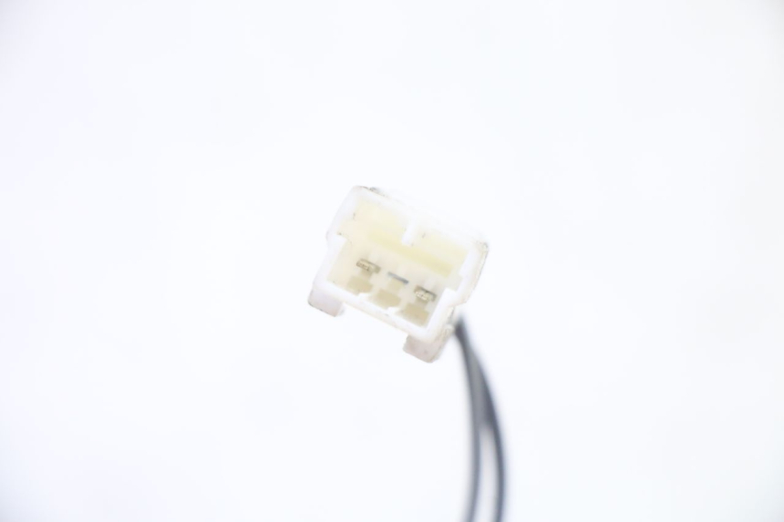 photo de CLIGNOTANT AVANT GAUCHE PIAGGIO FLY 2T 50 (2004 - 2017)