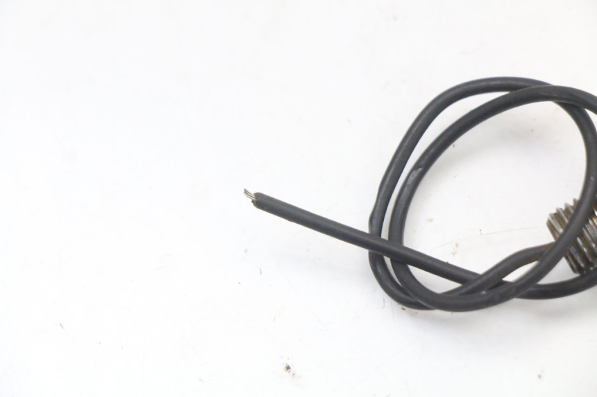 photo de CLIGNOTANT AVANT GAUCHE SUZUKI GN 125 (1997 - 2000)