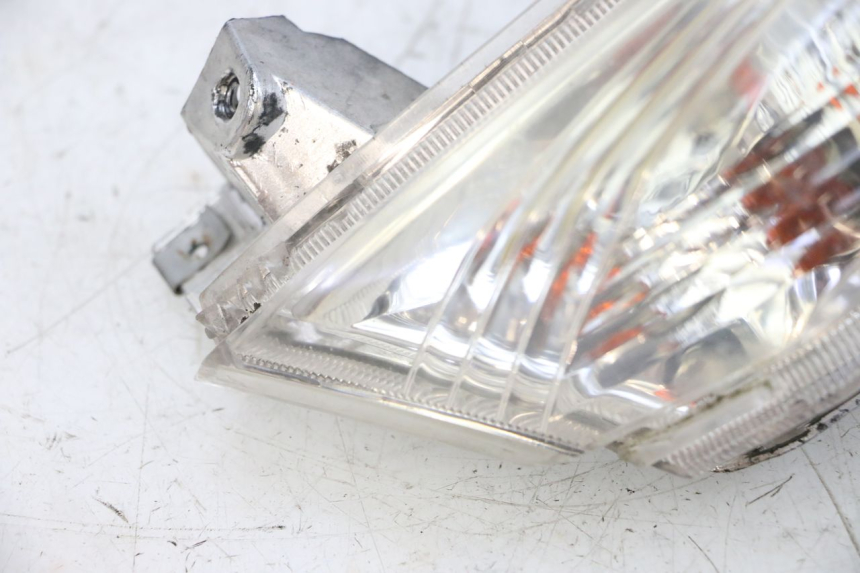 photo de CLIGNOTANT AVANT GAUCHE JM MOTORS GTS 125 (2015 - 2019) - Marquages et références