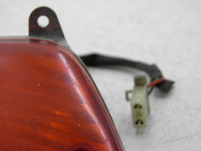 photo de CLIGNOTANT AVANT GAUCHE HONDA SH 125 (2003 - 2004)