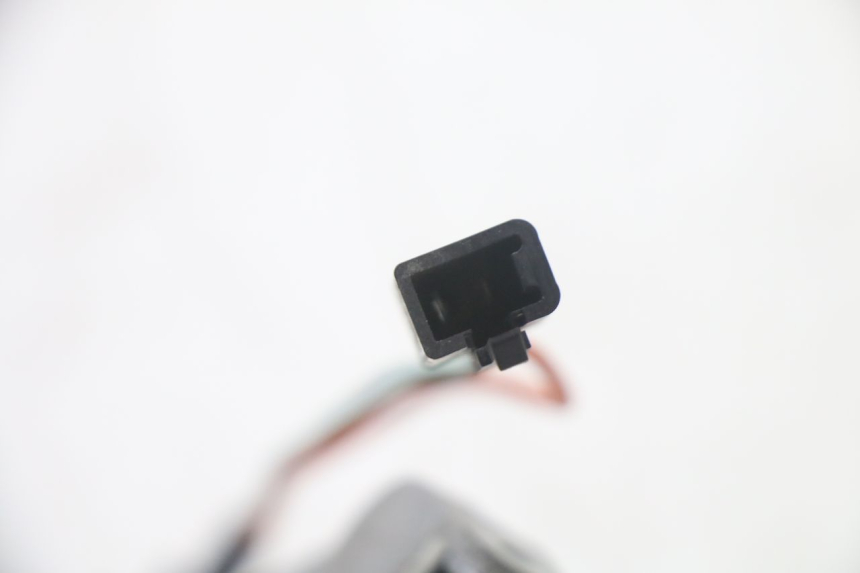 photo de CLIGNOTANT AVANT GAUCHE KYMCO PEOPLE S 125 (2000 - 2008)